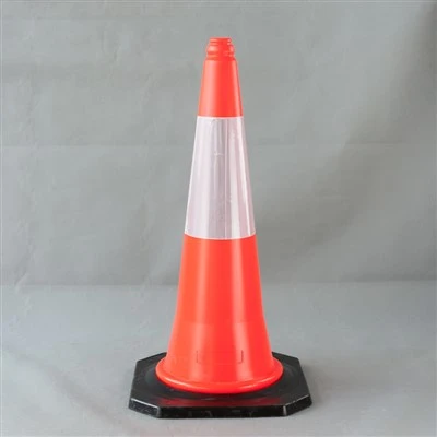 道路の安全性のためのPVC 75cm交通コーン